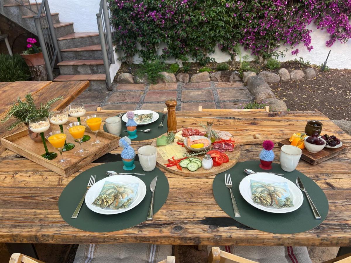 סאן פליו דה גיסולס Family B&B Homefromhomees מראה חיצוני תמונה