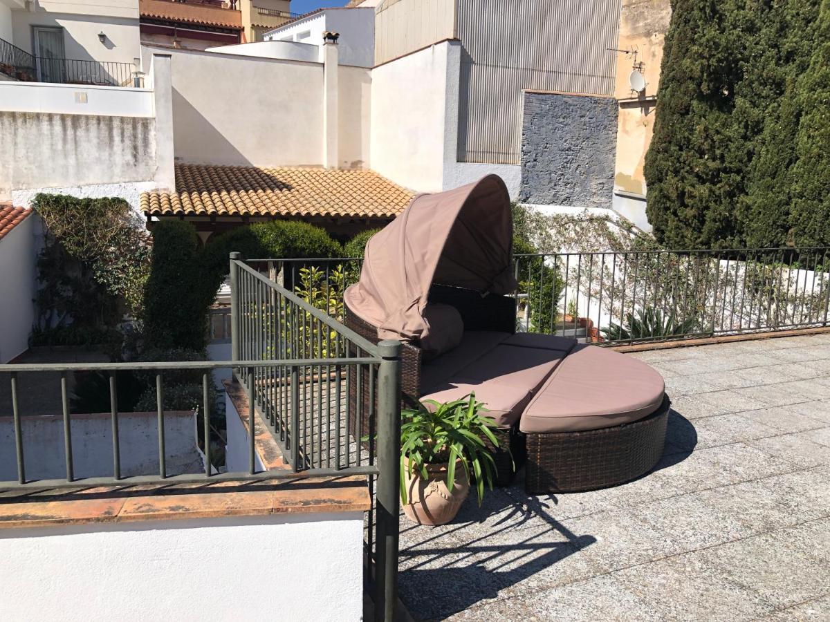סאן פליו דה גיסולס Family B&B Homefromhomees מראה חיצוני תמונה