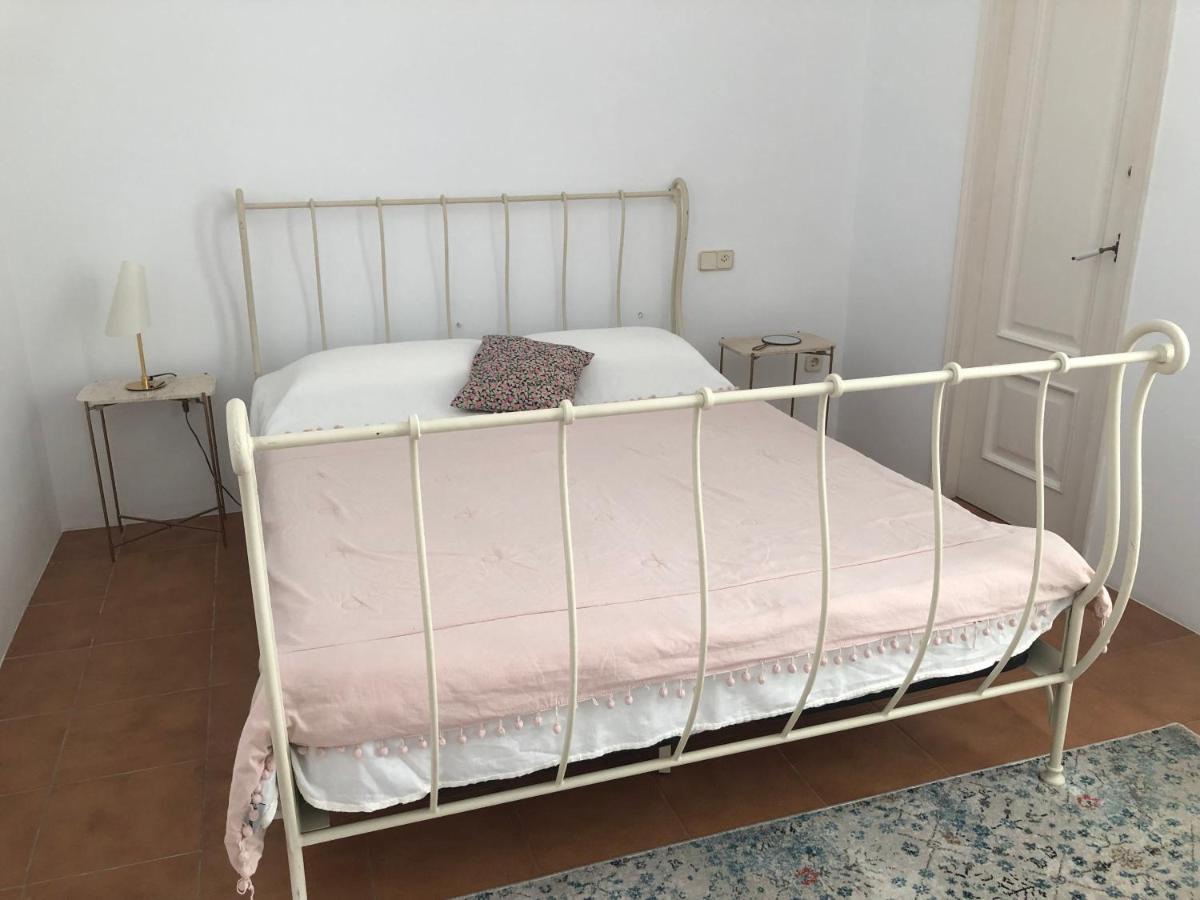 סאן פליו דה גיסולס Family B&B Homefromhomees מראה חיצוני תמונה